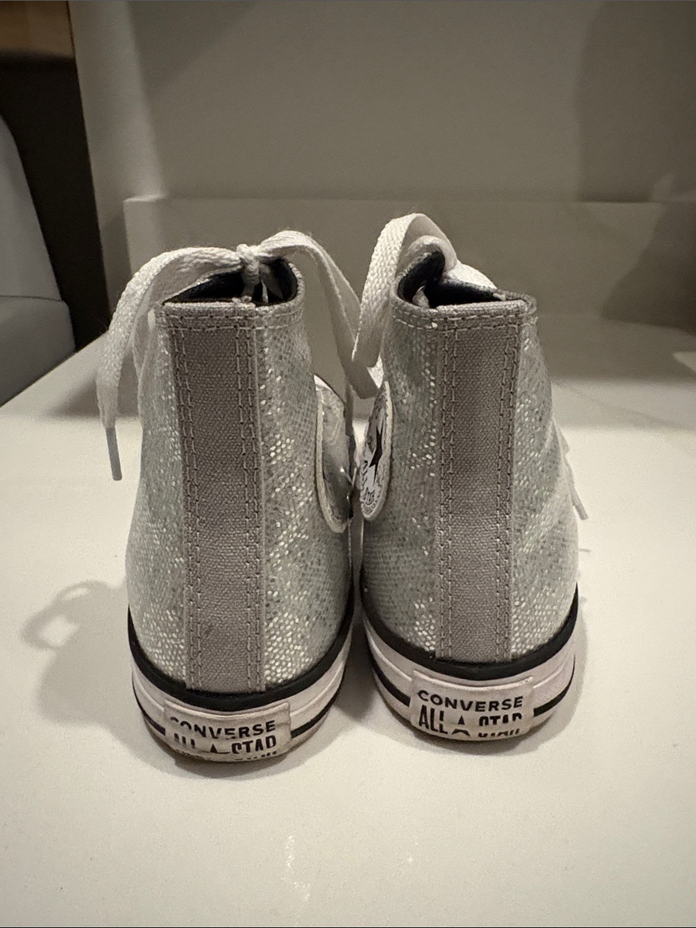 Converse Hightops - Picture 2 of 7